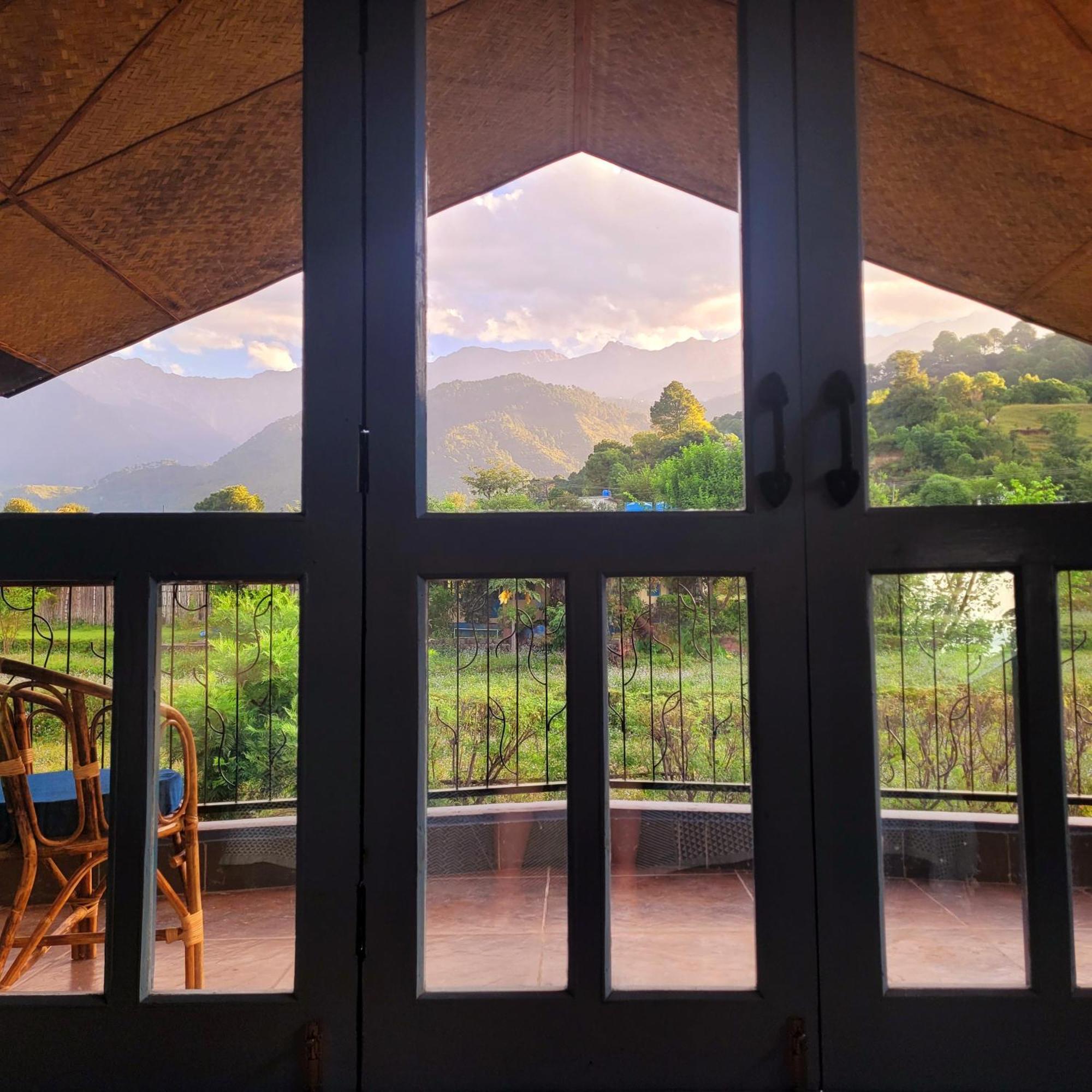 Rendezvous Resort Dharamshala Buitenkant foto
